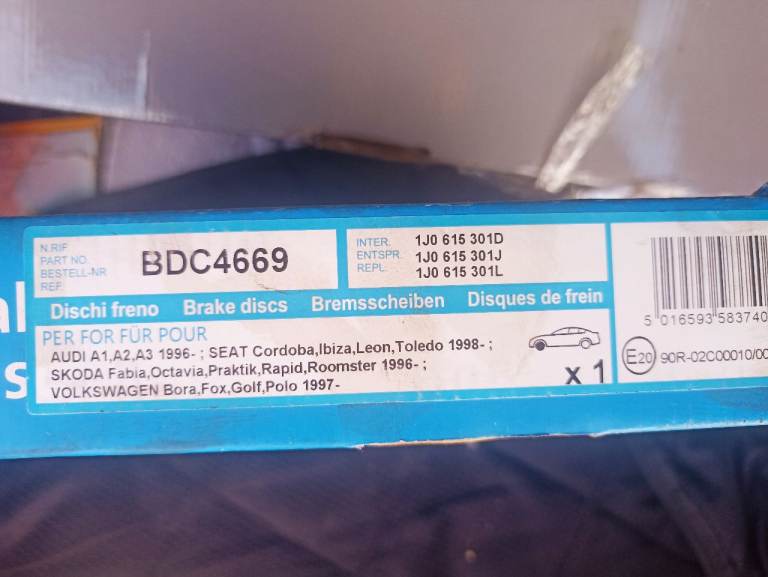 Brake discs x2 vented brand new VW Audi Seat etc