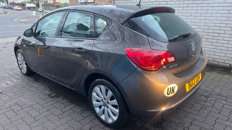 Vauxhall, ASTRA, Hatchback, 2013, Manual, 1598 (cc), 5 doors