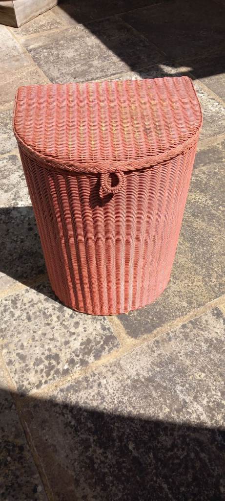Lloyd loom style laundry basket vintage 
