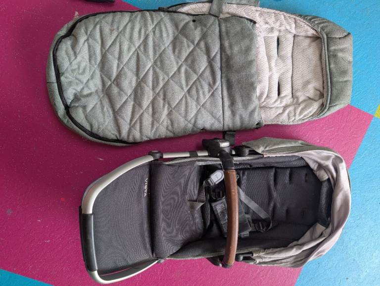 Uppa Baby Toddler Seat, Cosy Toes and multiple adaptors 