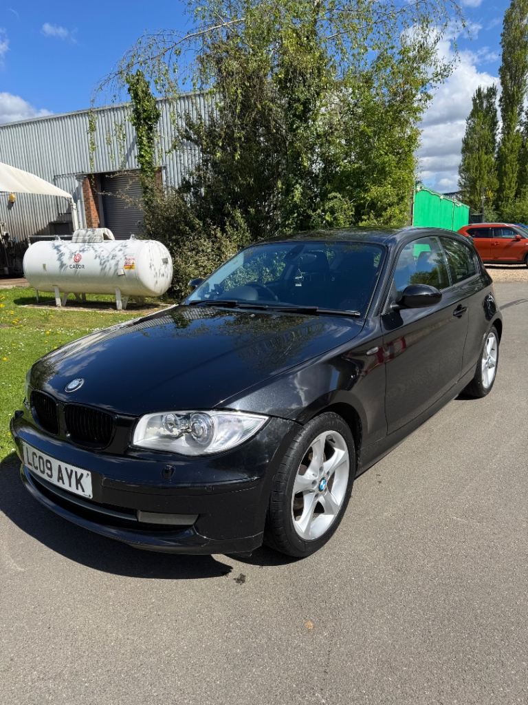 BMW, 1 SERIES, Hatchback, 2009, Manual, 1995 (cc), 3 doors