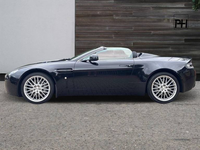 2011 Aston Martin Vantage 4.7 V8 Roadster 2dr Petrol Sportshift Euro 4 (420 bhp) Convertible Petr...