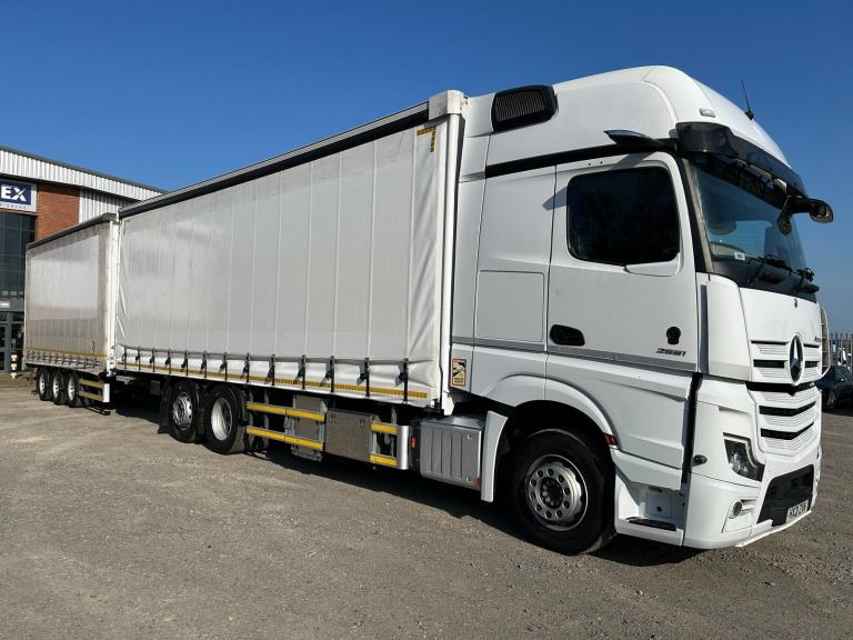 MERCEDES ACTROS 2551 MP5 GIGASPACE 26 / 44 TONNE CURTAINSIDE DRAWBAR 2021