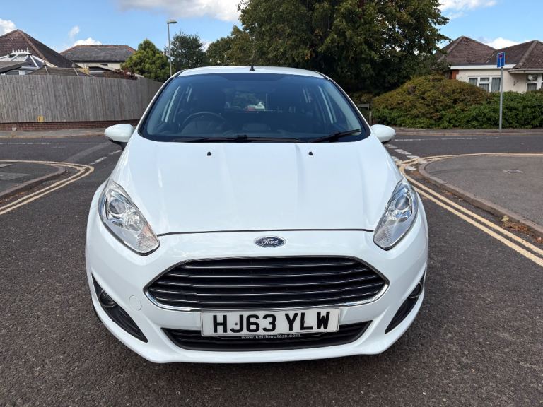 FIESTA ZETEC ECOBOOST NAV 1 OWNER