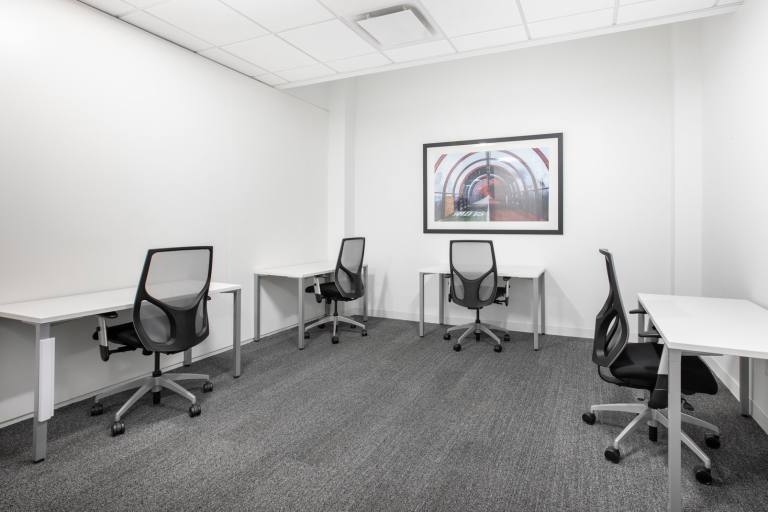 Croydon - CR0 6SR \ Coworking Space with Desks Available Now