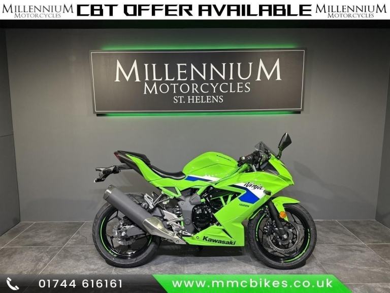 KAWASAKI NINJA 125 LEARNER LEGAL SPORTS BIKE RIDE ON CBT WITH L PLATES