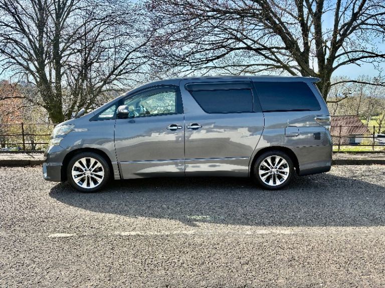 2010 TOYOTA ALPHARD/VELLFIRE 2.4 FRESHLY IMPORTED BRAND NEW 2 BERTH CONVERSION