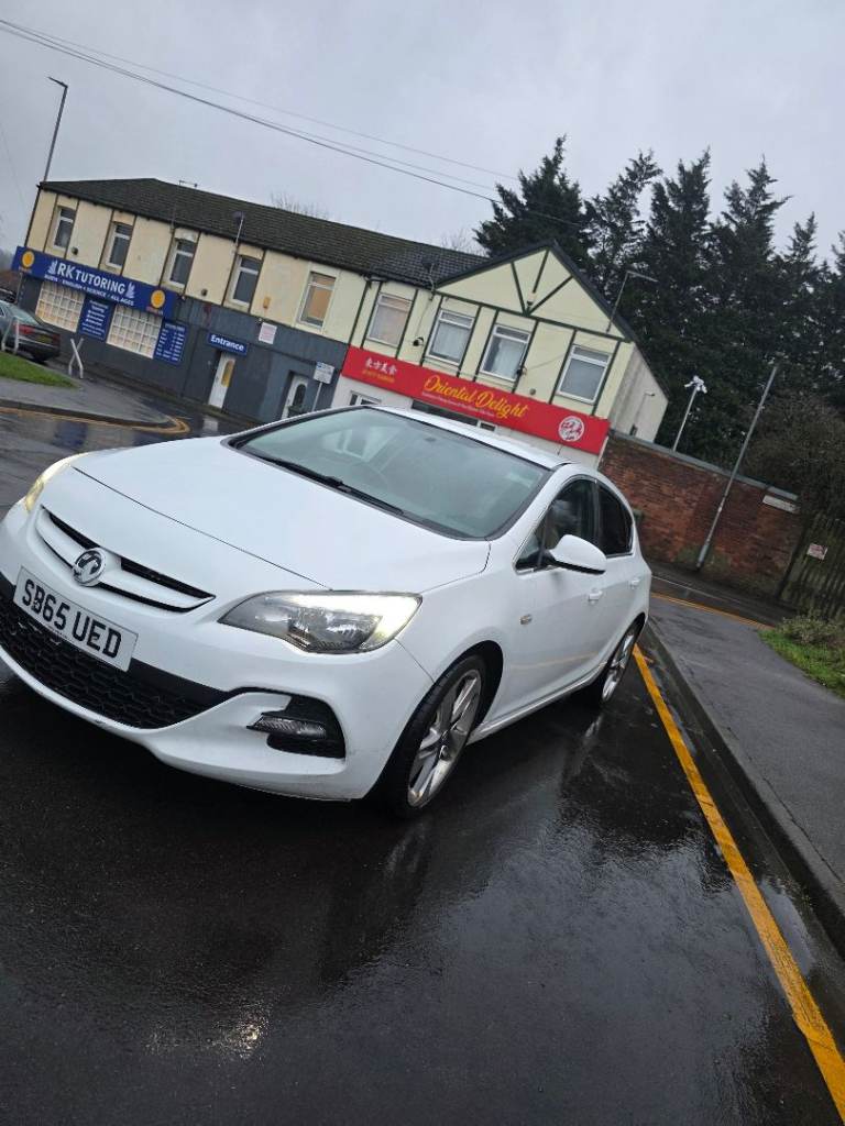 Vauxhall astra 1.4 turbo 65 plate limited edition  