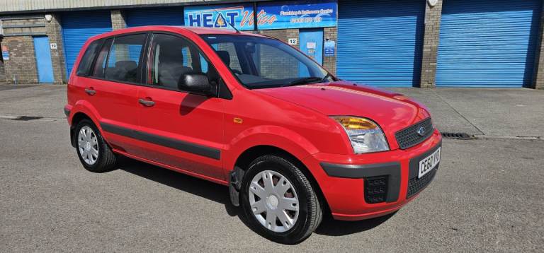 2010 Ford Fusion *** MUST SEE ***