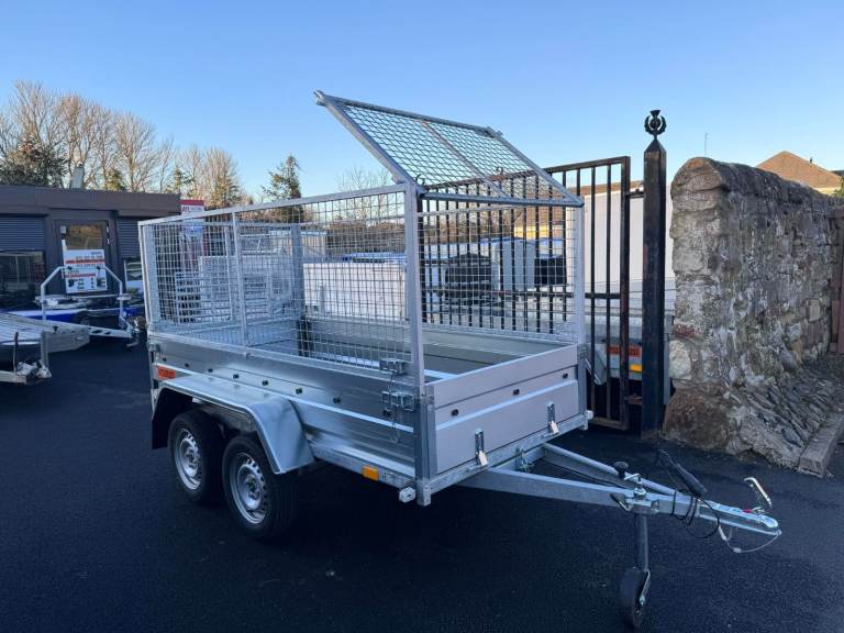 BRAND NEW 7,7ft x 4,2ft TWIN AXLE NIEWIADOW TRAILER WITH 80CM MESH 750KG