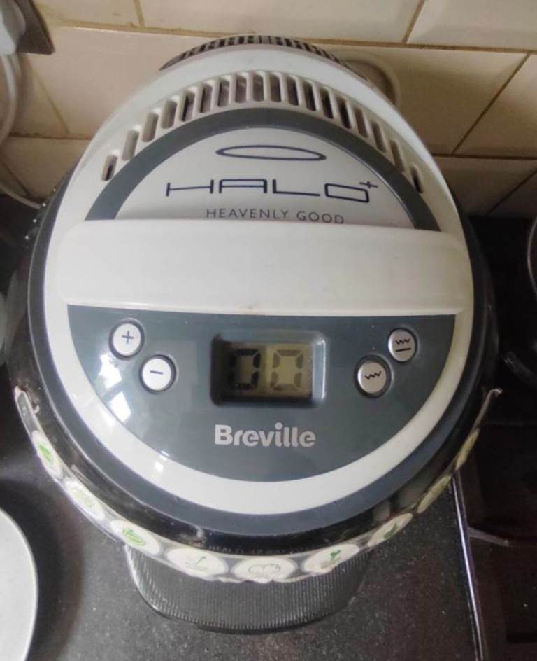 AIR FRYER