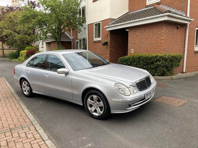 MERCEDES-BENZ E CLASS 2.I AUTOMATIC 4 DOOR SALOON 