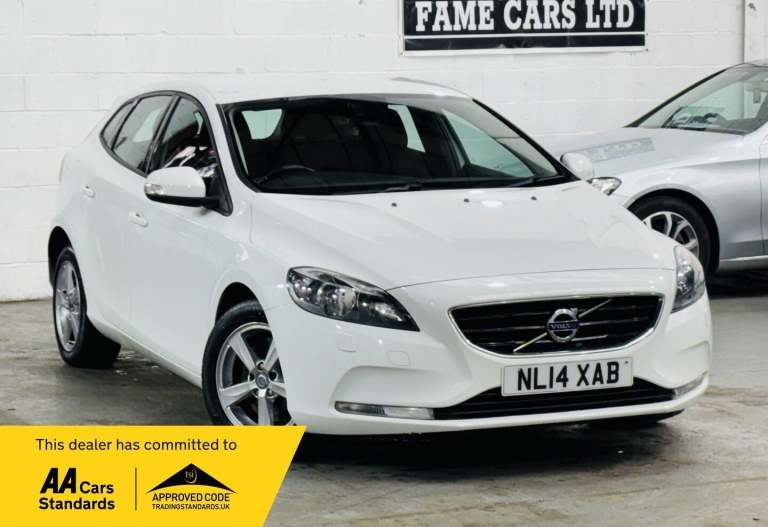 2014 Volvo V40 D3 ES Nav 5dr Geartronic HATCHBACK DIESEL Automatic