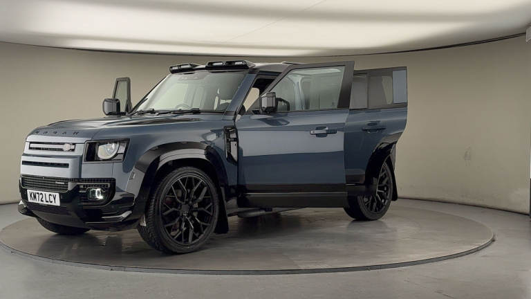 2022 Land Rover Defender 110 3.0 D300 MHEV X-Dynamic HSE SUV 5dr Diesel Auto 4WD Euro 6 (s/s) (30...