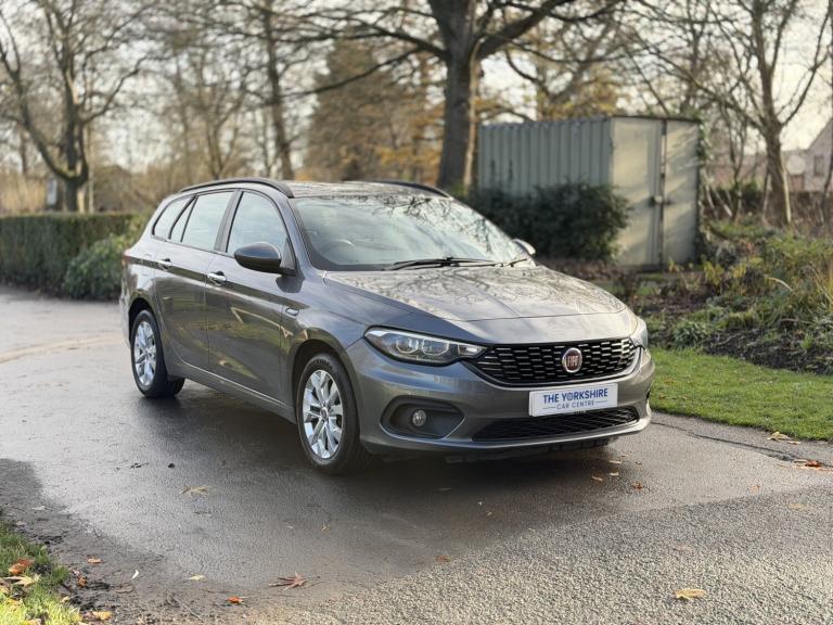FIAT TIPO 1.6 Tipo Station Wagon 1.6 Multijet 120hp Easy Plus 2017