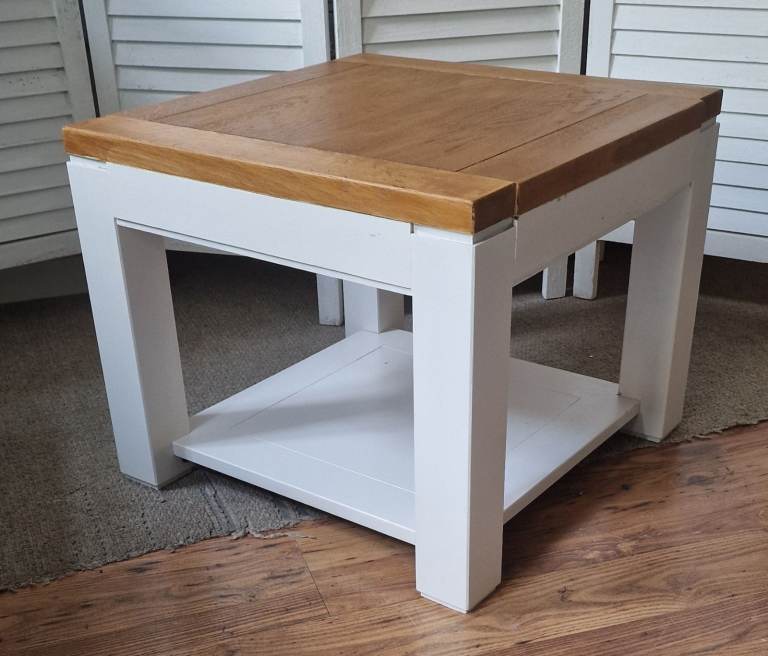 UPCYCLED SOLID OAK TABLE 
