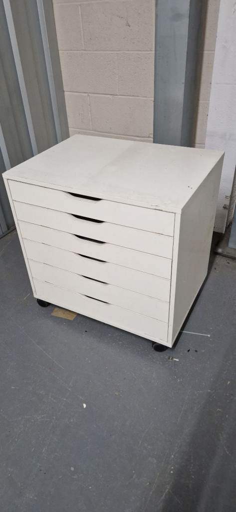 Shelving Drawer Unit On Wheels