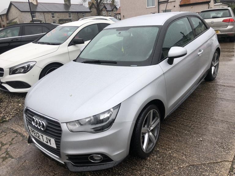 AUDI A1 1.6 TDI Contrast Edition 2012