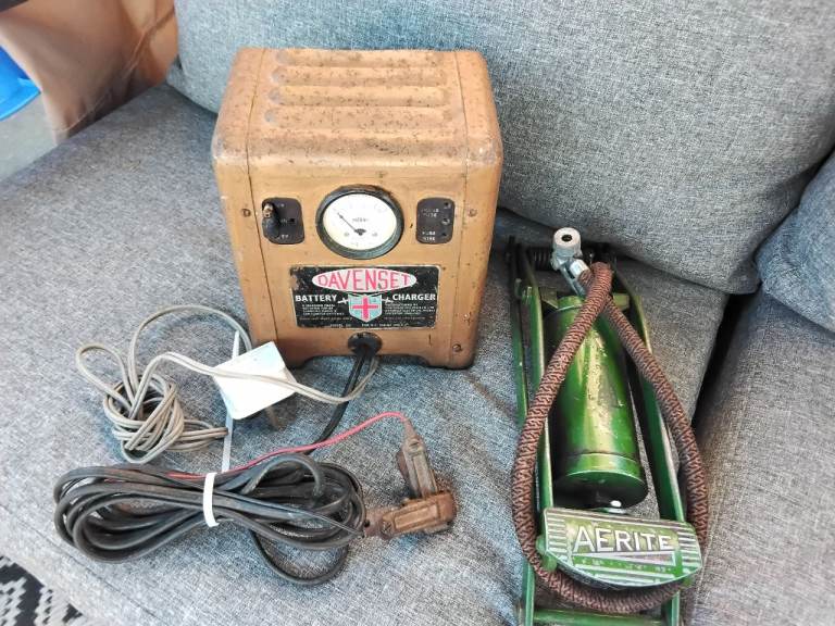 Vintage car foot pump and battery charger untested garage find