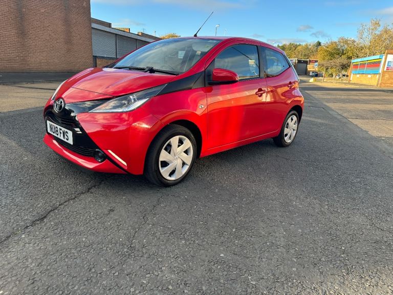 Toyota, AYGO, Hatchback, 2018, Manual, 998 (cc), 5 doors