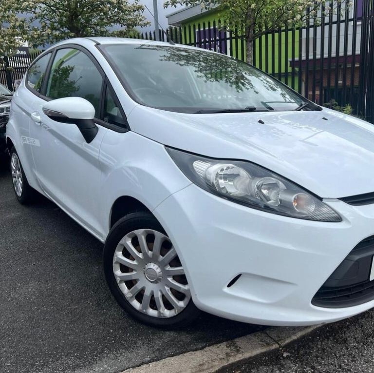 2012  FORD FIESTA 1.2 PETROL ULEZ * 3 DOORS*MOT-1 YEAR*F/S/H*like vauxhall astra renault megane 