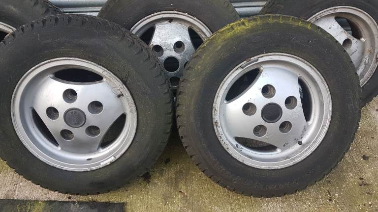 5 x Mk1 Range Rover 16" alloy wheels 