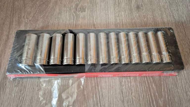 Snap on 13 Piece 1/2" Drive Deep Chrome Socket