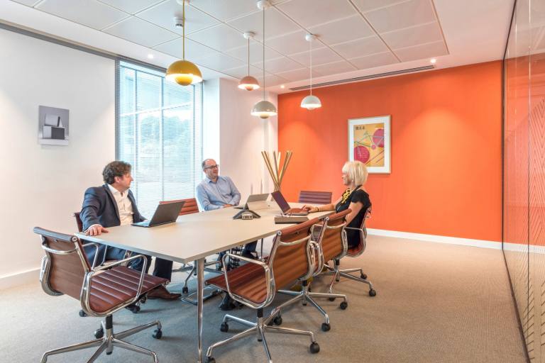 Sheffield - S1 2BJ \ Flexible Office Space for Up to 10 Workstations - Move In Today