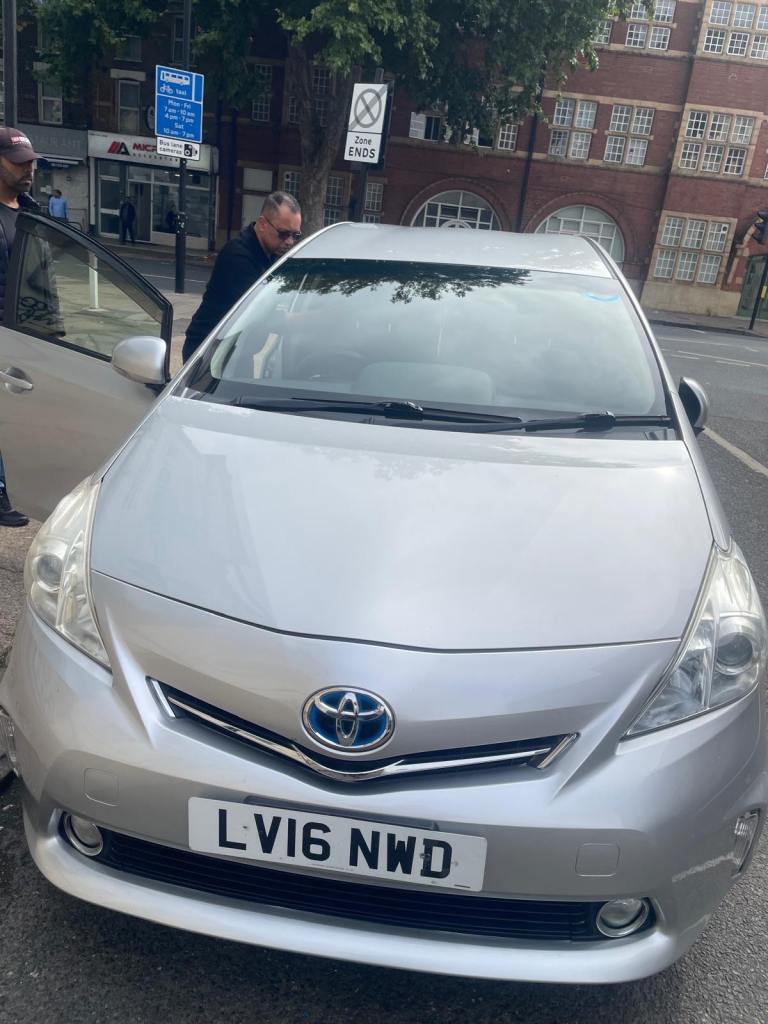 2016 Toyota Prius+ 1.8 Hybrid – Japanese Import PCO Ready – Very Economical