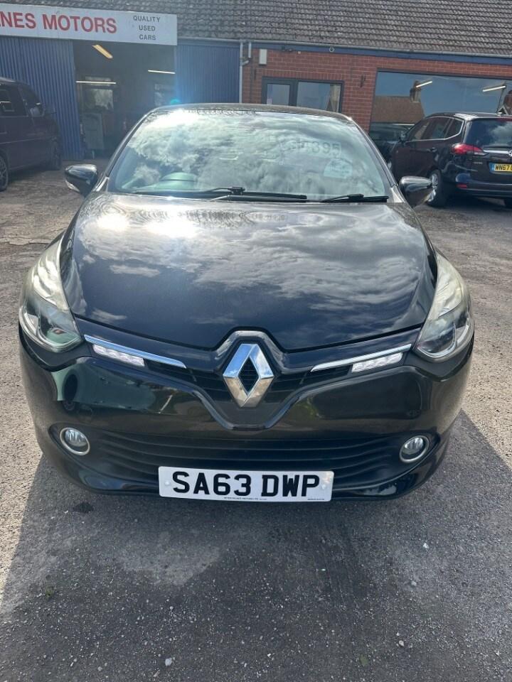  Renault Clio 1.2 16V Dynamique MediaNav 5dr Petrol