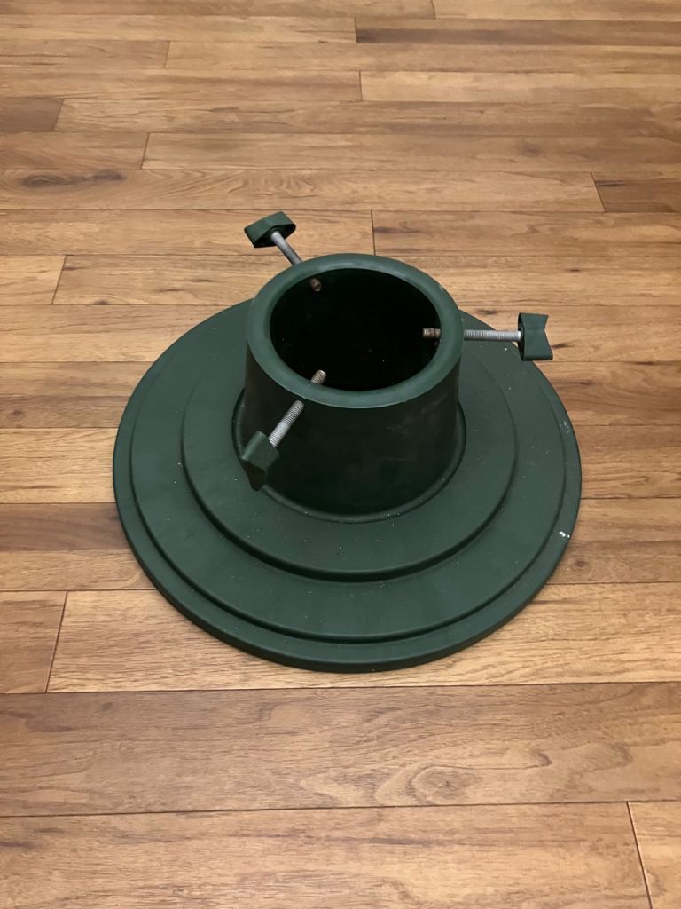 Xmas tree holder - FREE