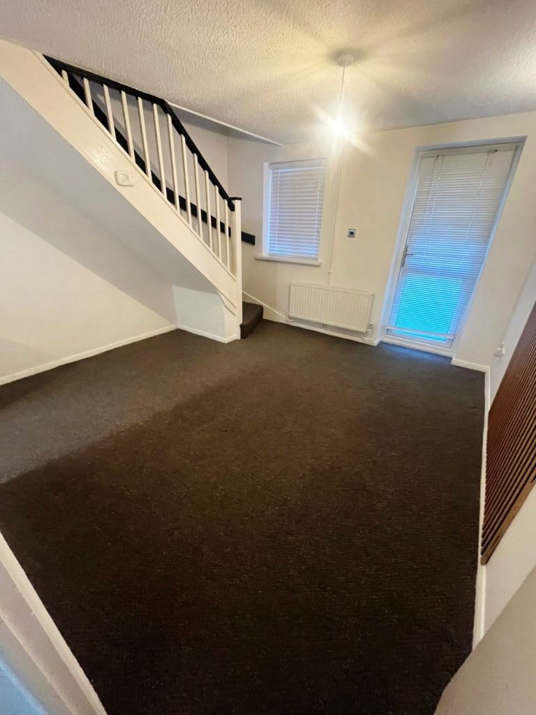 1 bed house to rent 