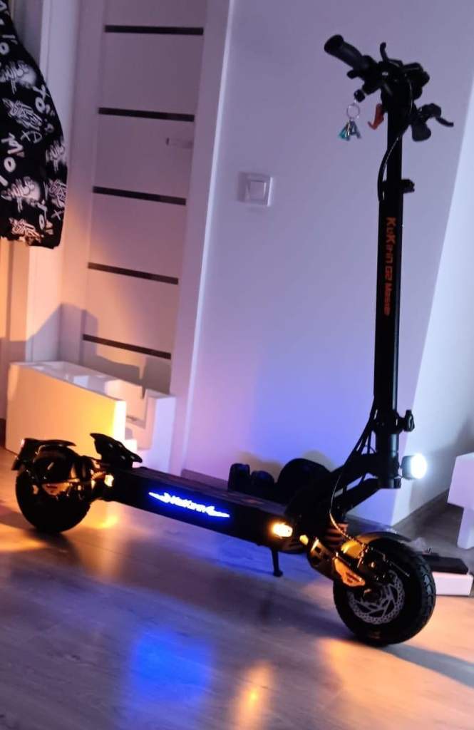 Kukirin G2 Master Electric Scooter – Dual Motor – Excellent Condition