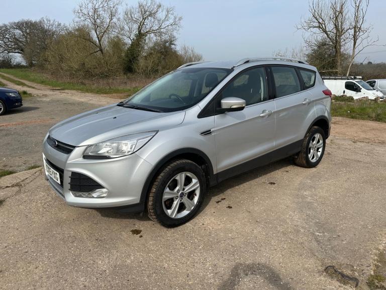 2015 Ford Kuga 2.0 TDCi 150 ZETEC 4X4  5DR POWERSHIFT AUTOMATIC DIESEL HATCHBACK Diesel Automatic