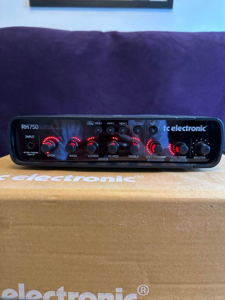 TC Electronic RH750 Bass Amp for sale 