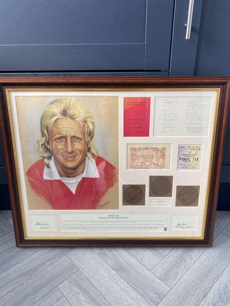 Denis Law Painting with COA Manchester united
