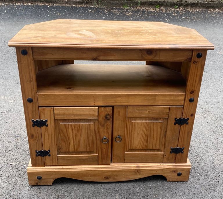 Corona Pine TV Cabinet 