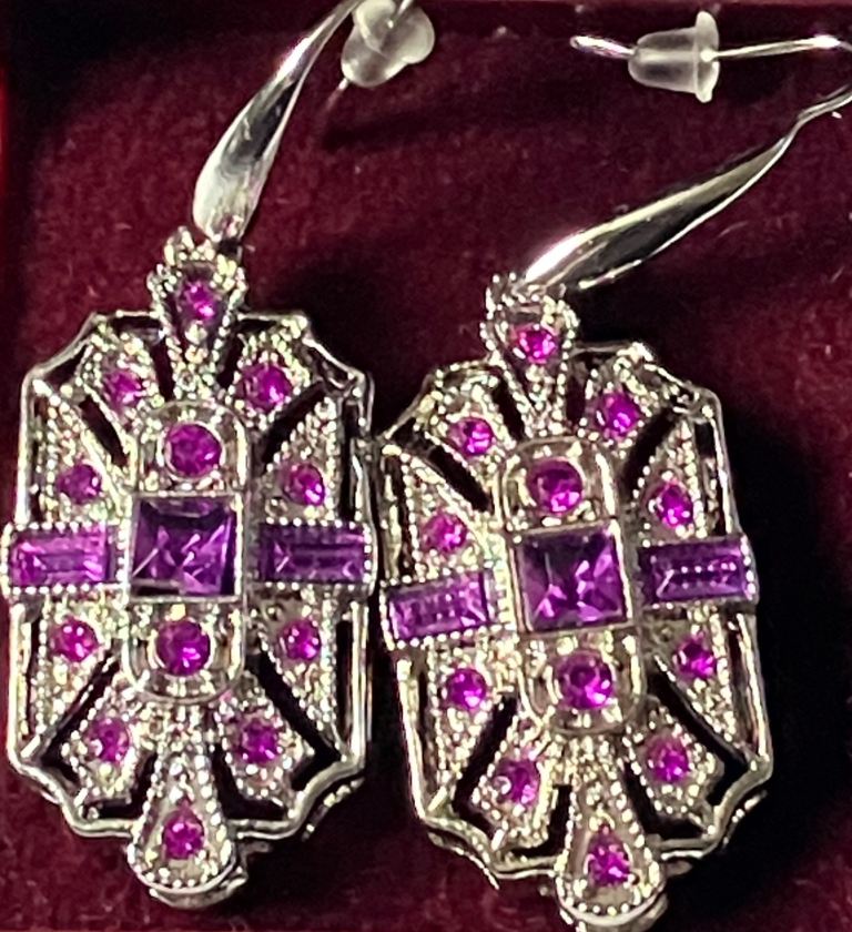 Ladies Jewellery Silver Roman Style Pink Amethyst Earrings.
