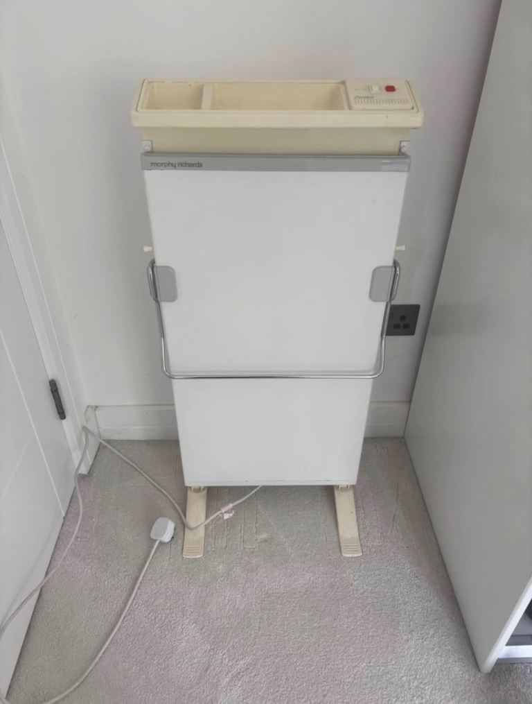 Trouser press 
