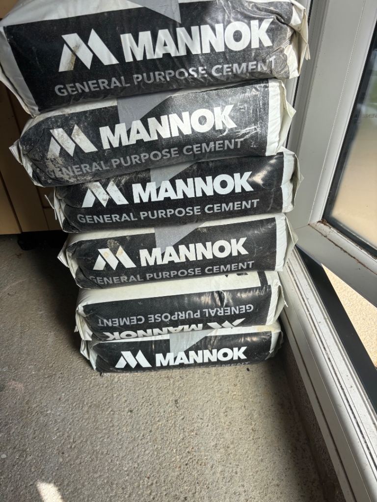 6x 25kg Mannok Cement - £20