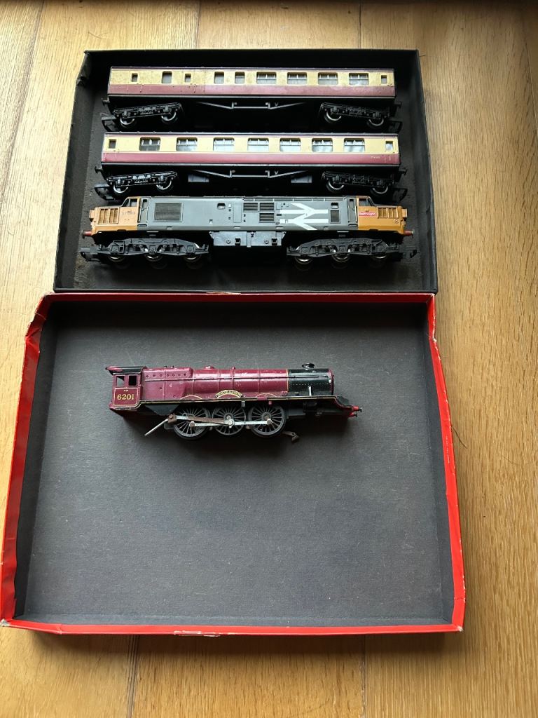 Hornby trains 