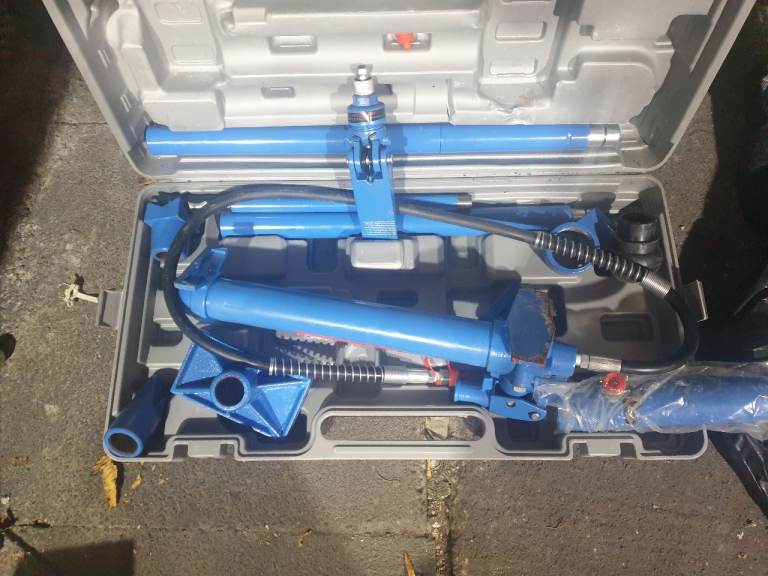 Proffesional hydrolic car repair kit