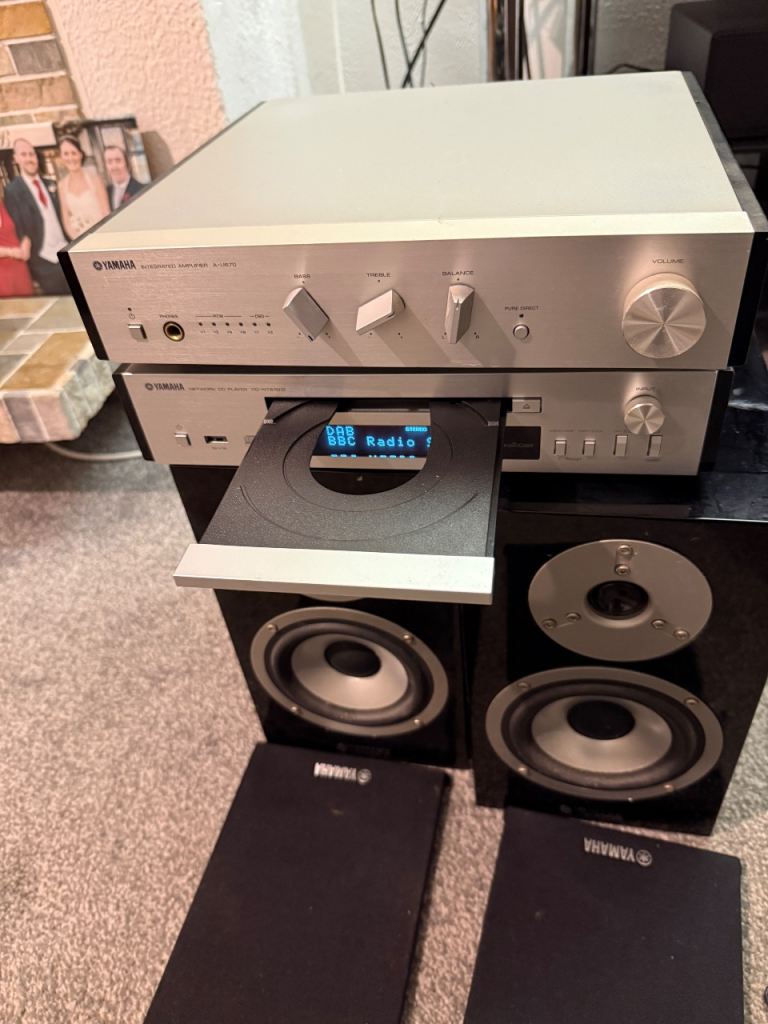 Yamaha AU 670/CD670D