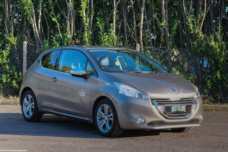 2012 Peugeot 208 1.4 HDi Allure Euro 5 3dr