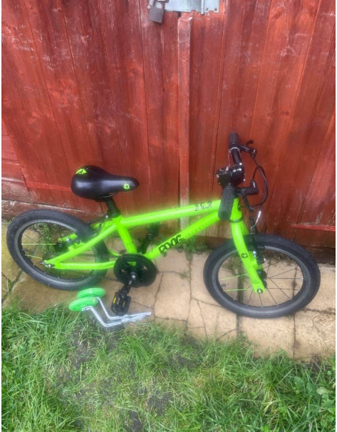**Frog 48 Green Colour - Age Use 4-5 Years Ready to Ride with New Grips & Stabilisers**