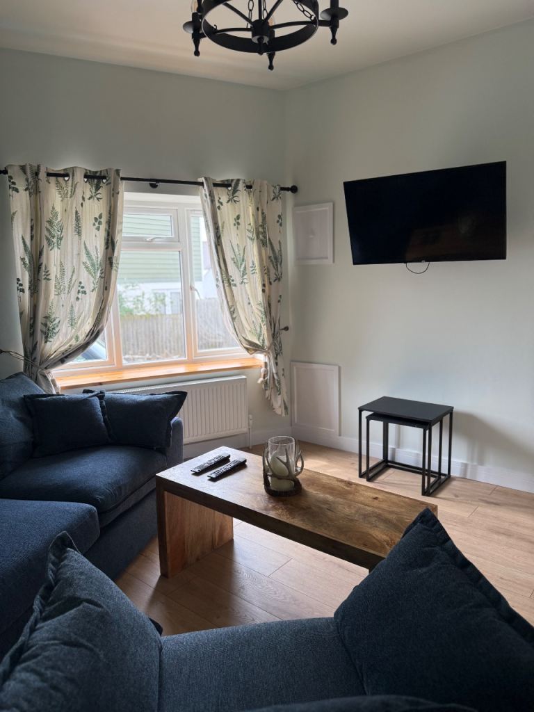 Beautiful 2 Bedroom Ground Floor Flat 