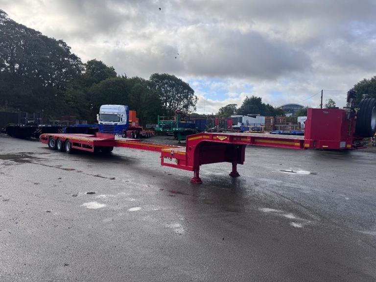 2018 Broshuis extending low loader trailer Clip on Ramps immaculate 