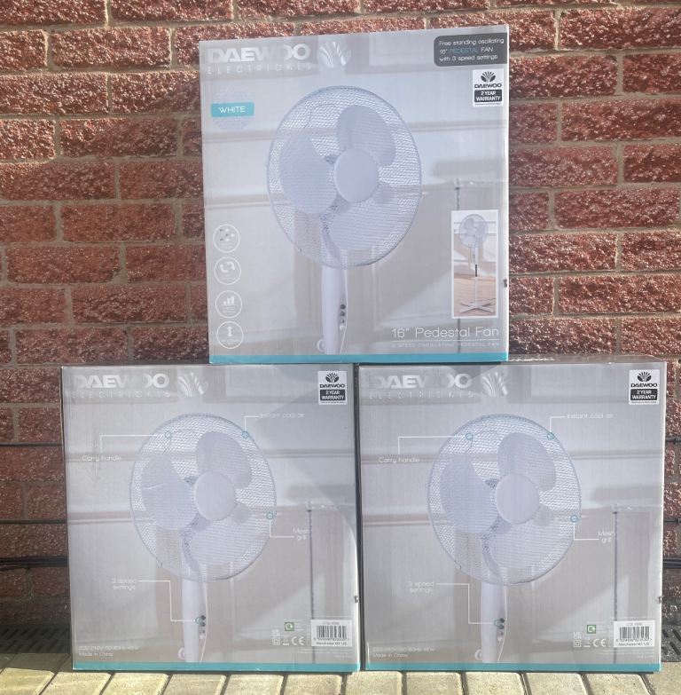FANS 16” Pedestal/Stand Round Base Daewoo in stock