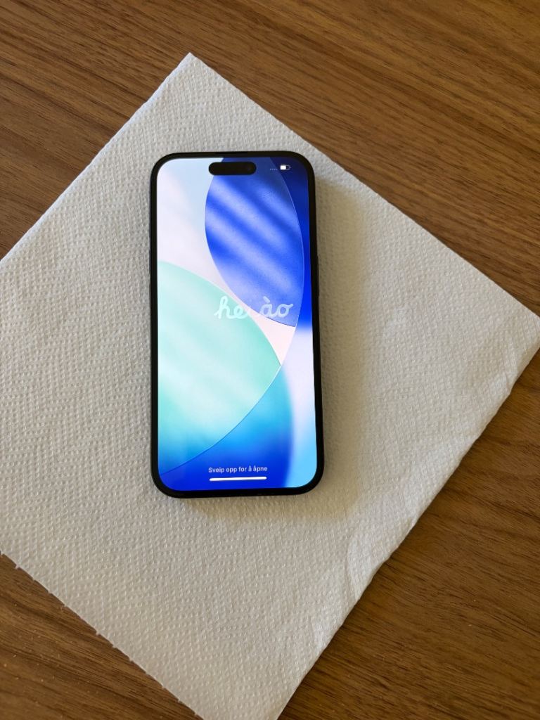 iPhone 16 128GB (great condition)