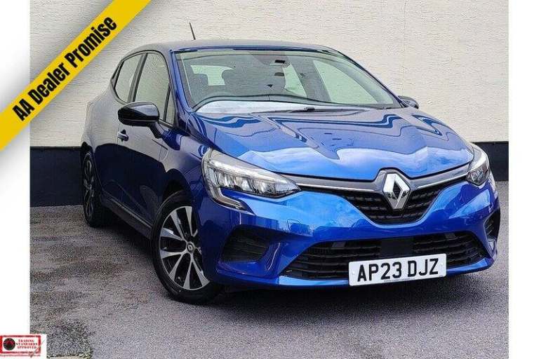 Renault Clio TCe Evolution Hatchback Petrol Manual